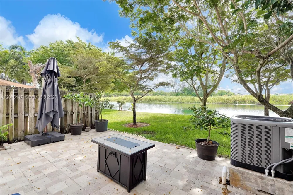 22019 SW 92nd Pl Cutler Bay, FL 33190