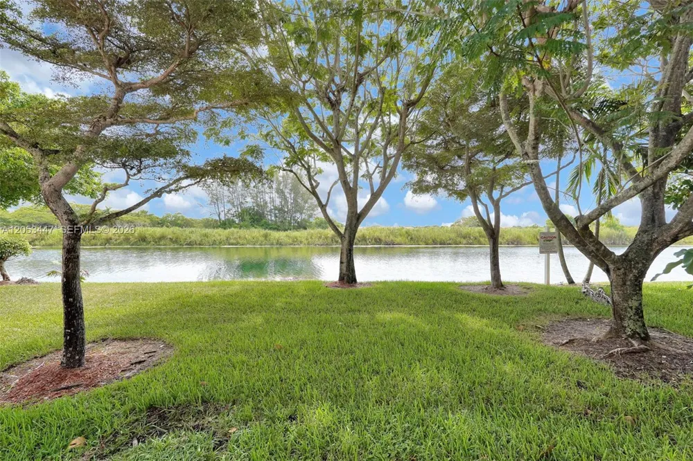 22019 SW 92nd Pl Cutler Bay, FL 33190