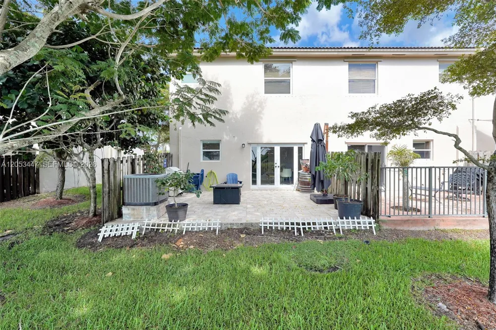22019 SW 92nd Pl Cutler Bay, FL 33190