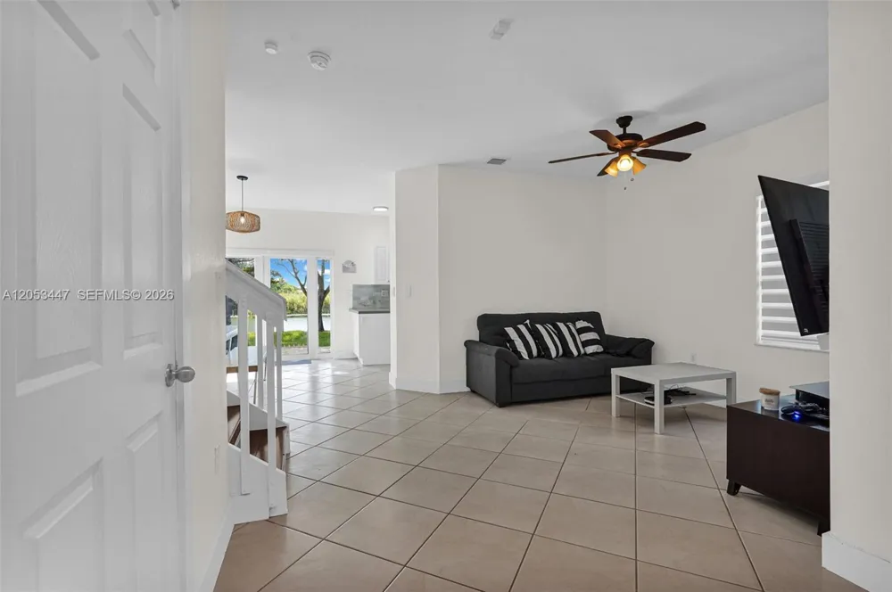 22019 SW 92nd Pl Cutler Bay, FL 33190