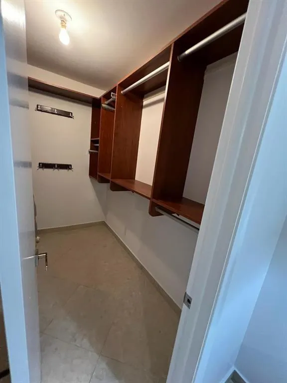 351 NE 19TH PLACE #206K Wilton Manors, FL 33305