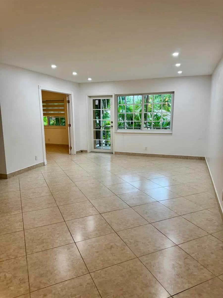 351 NE 19TH PLACE #206K Wilton Manors, FL 33305