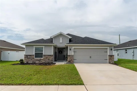 909 MONTGOMERY LANE