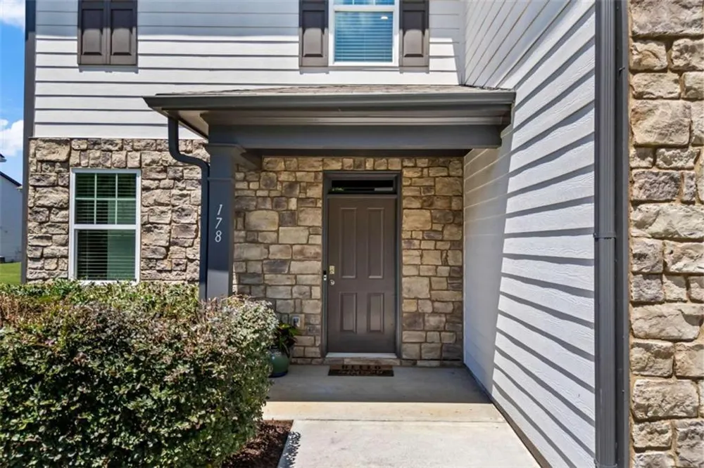 178 Starbuck Parkway Pendergrass, GA 30567