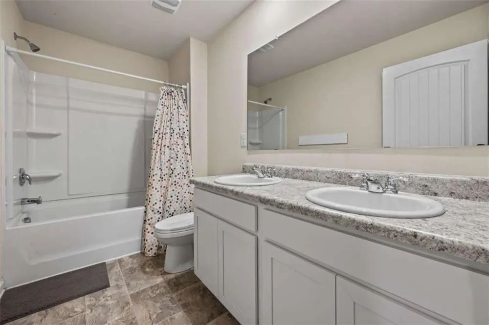 178 Starbuck Parkway Pendergrass, GA 30567