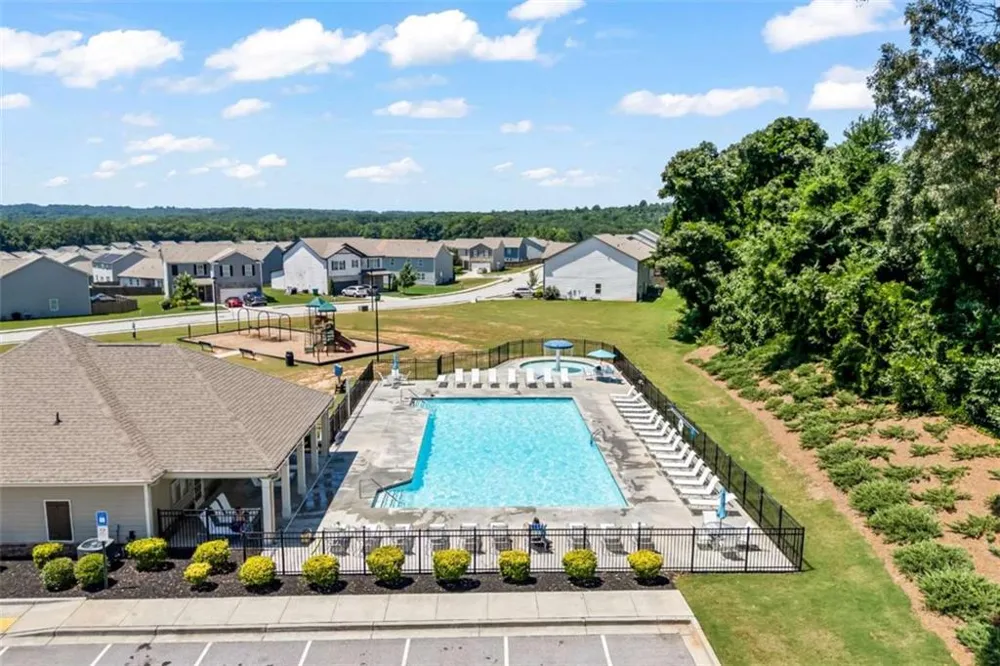 178 Starbuck Parkway Pendergrass, GA 30567