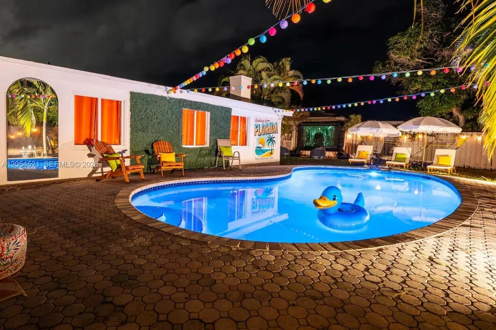 2784 NE 30th St Lighthouse Point, FL 33064