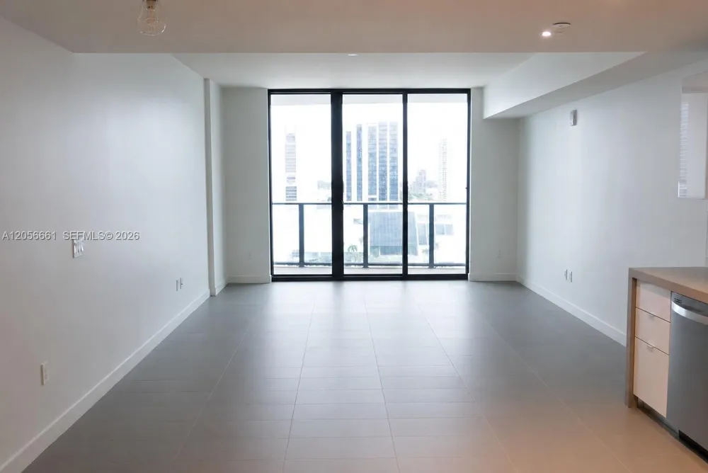 1600 NE 1st Ave #1502 Miami, FL 33132