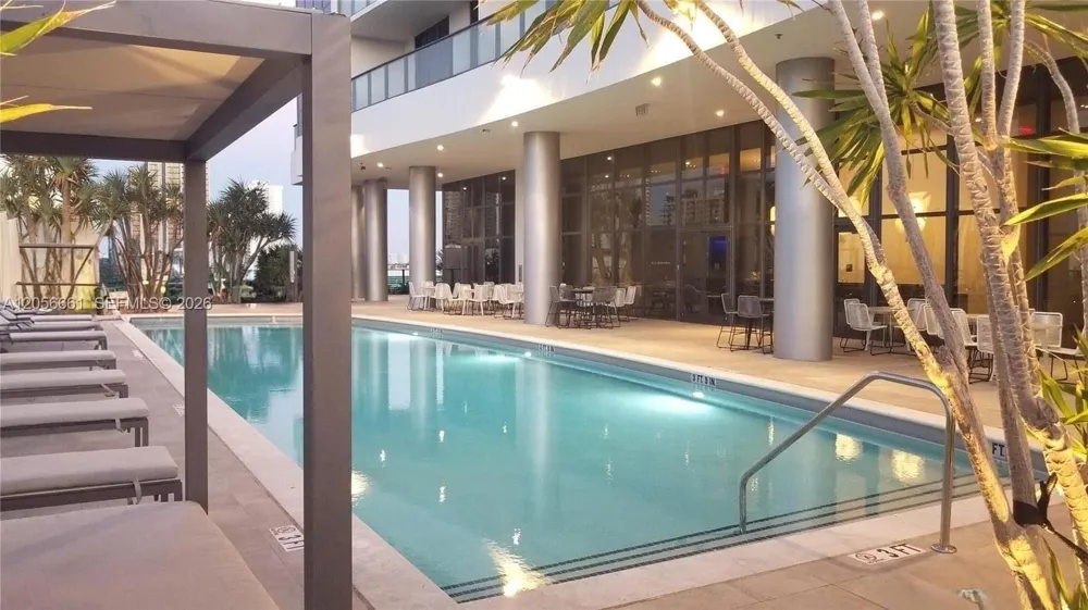 1600 NE 1st Ave #1502 Miami, FL 33132