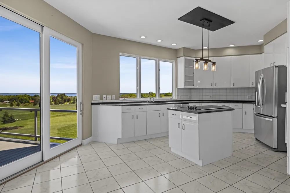 7852 Underwood Ridge Peninsula Township, MI 49686