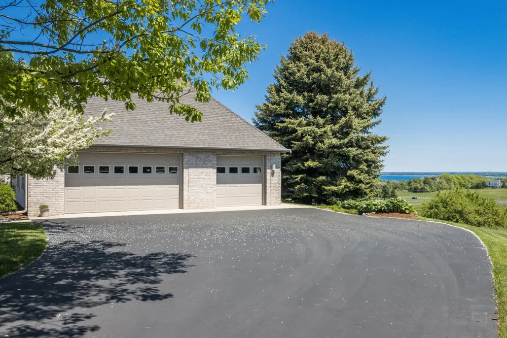 7852 Underwood Ridge Peninsula Township, MI 49686