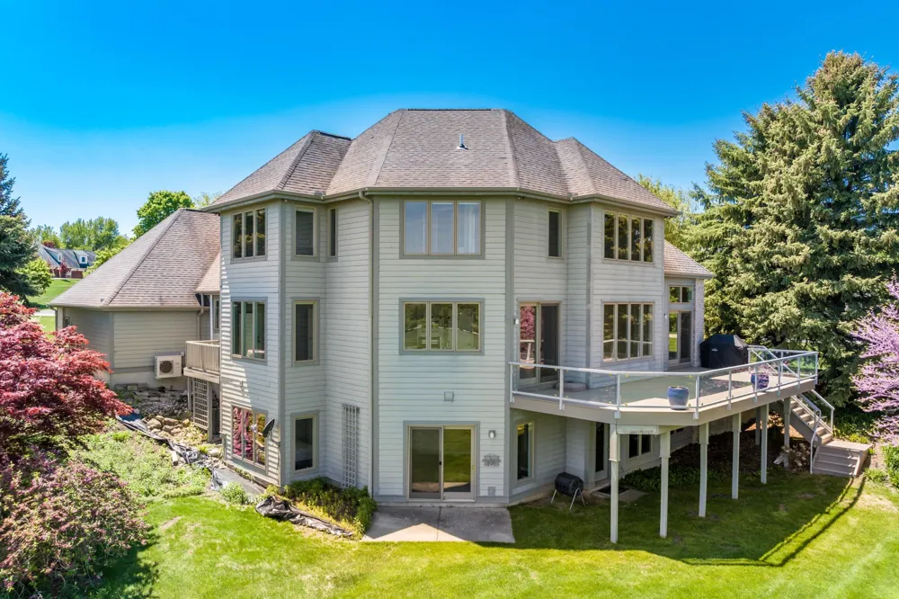 7852 Underwood Ridge Peninsula Township, MI 49686