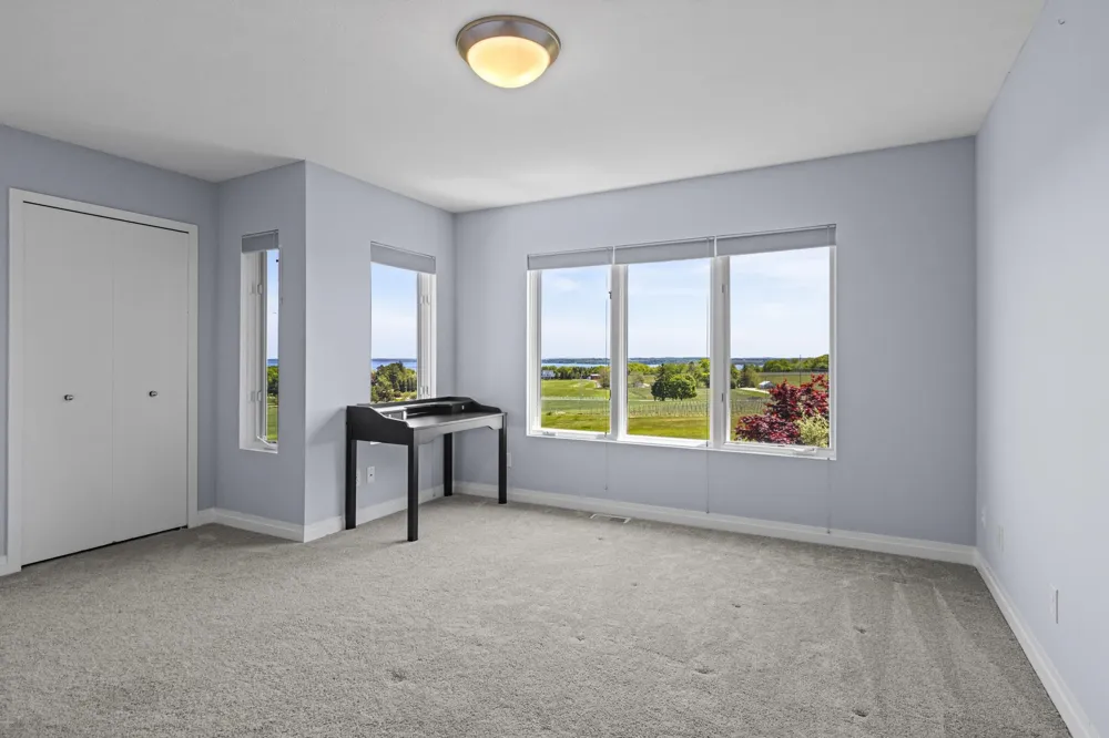 7852 Underwood Ridge Peninsula Township, MI 49686