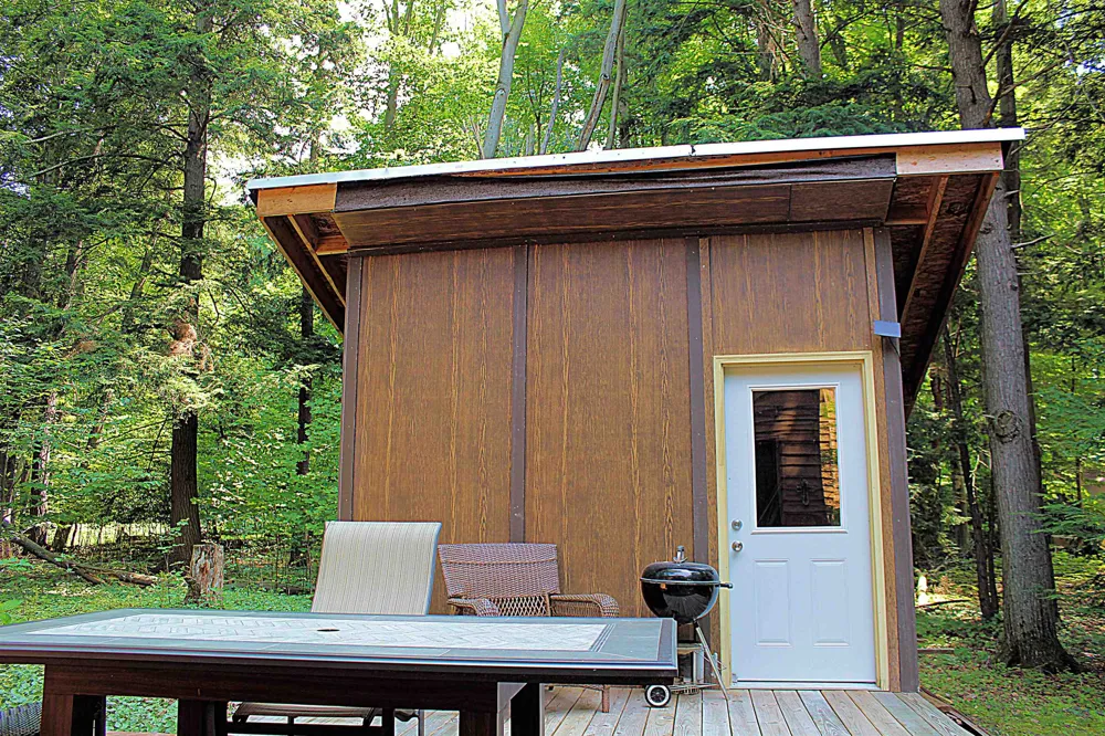 8131 Hillside Drive Long Lake Township, MI 49685