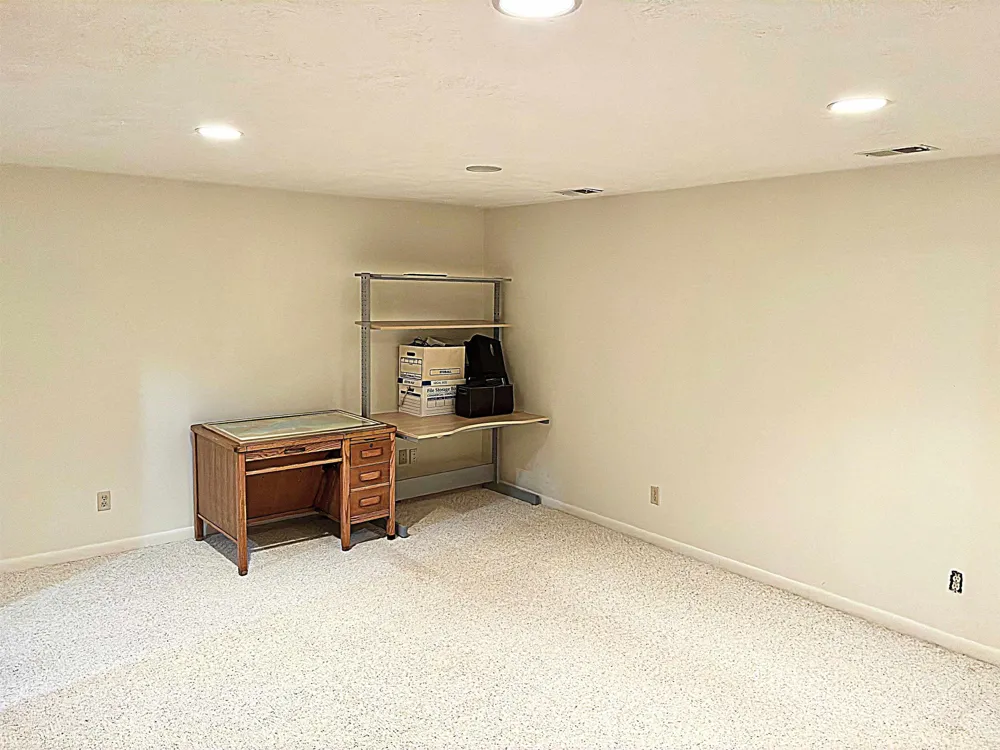 8131 Hillside Drive Long Lake Township, MI 49685