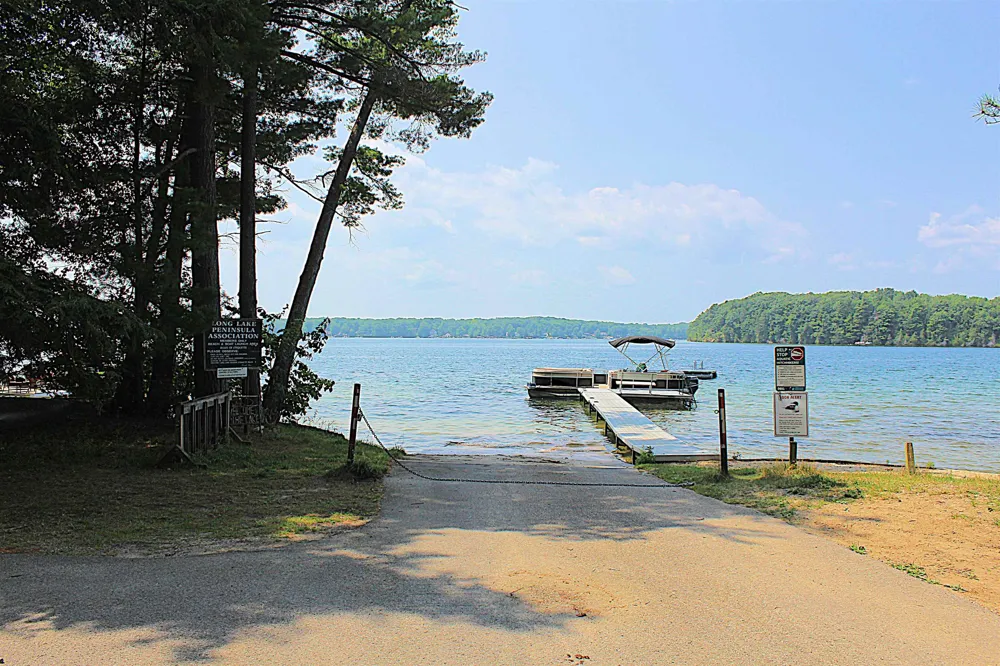 8131 Hillside Drive Long Lake Township, MI 49685