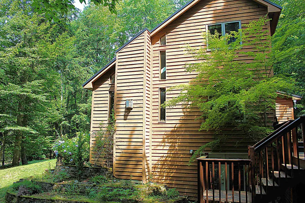 8131 Hillside Drive Long Lake Township, MI 49685
