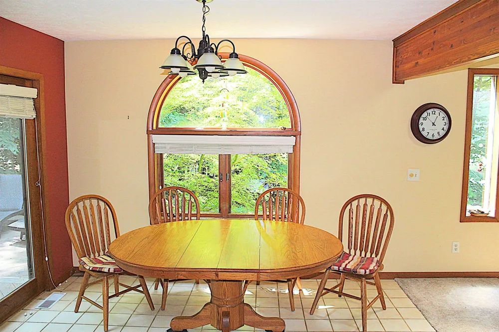 8131 Hillside Drive Long Lake Township, MI 49685