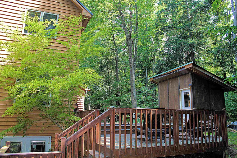 8131 Hillside Drive Long Lake Township, MI 49685