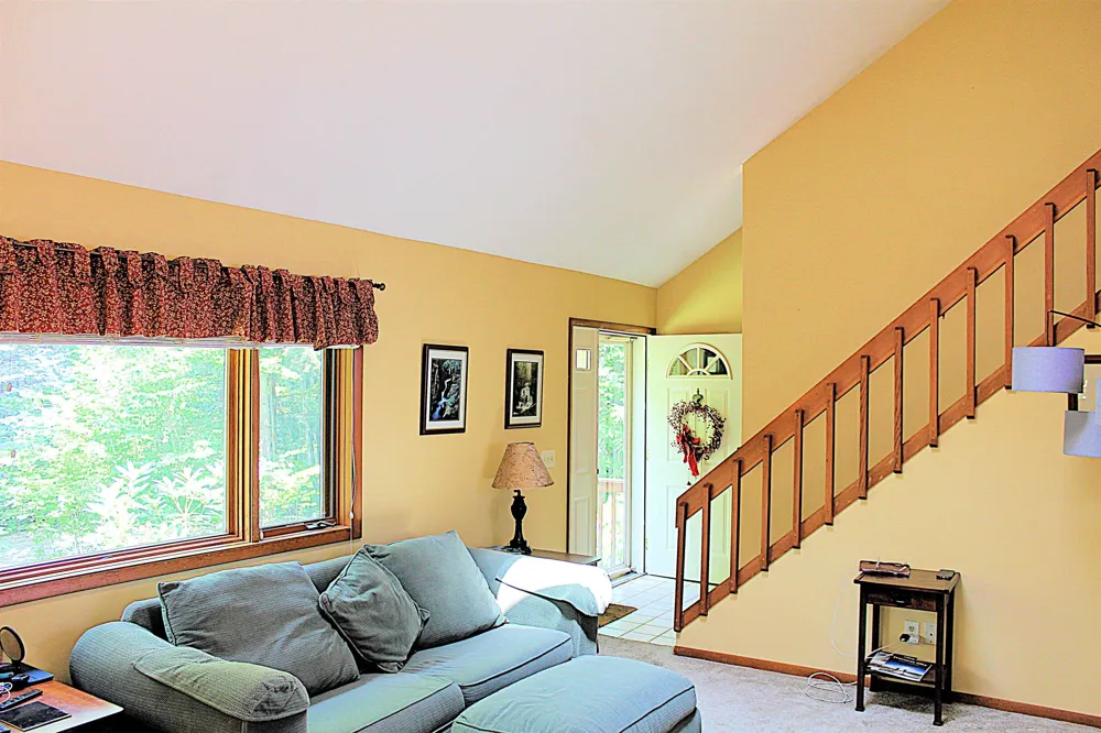 8131 Hillside Drive Long Lake Township, MI 49685
