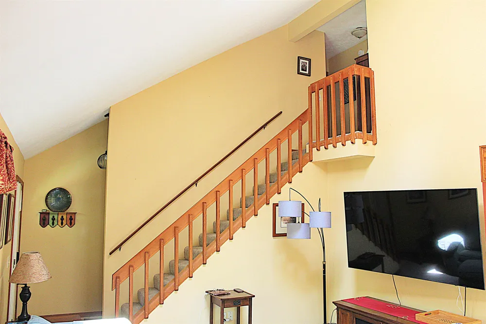 8131 Hillside Drive Long Lake Township, MI 49685
