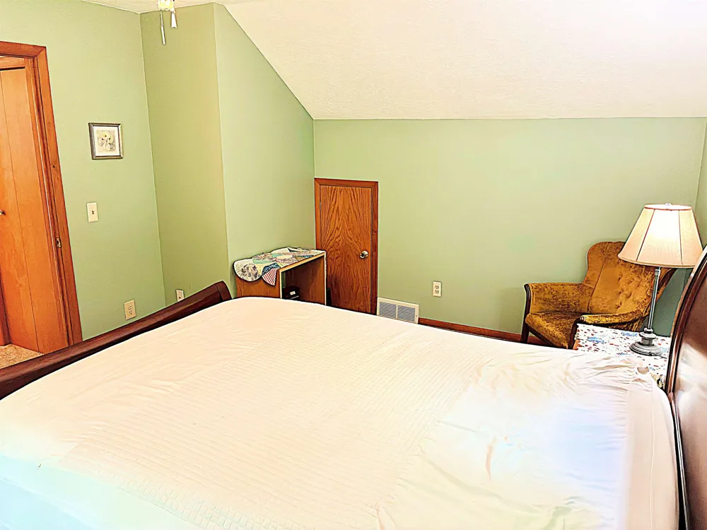 8131 Hillside Drive Long Lake Township, MI 49685