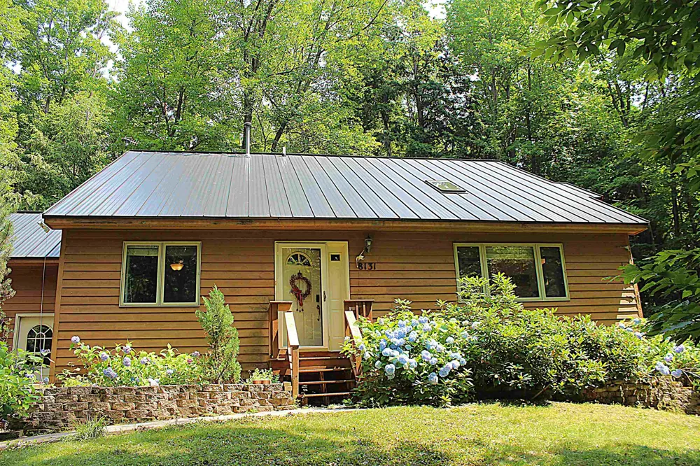 8131 Hillside Drive Long Lake Township, MI 49685