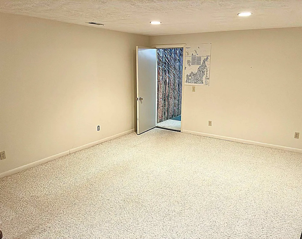 8131 Hillside Drive Long Lake Township, MI 49685