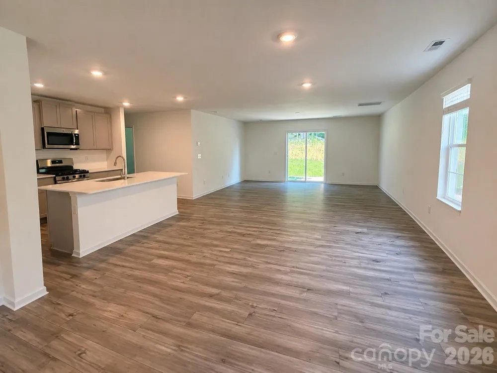 161 Spotted Way Troutman, NC 28166