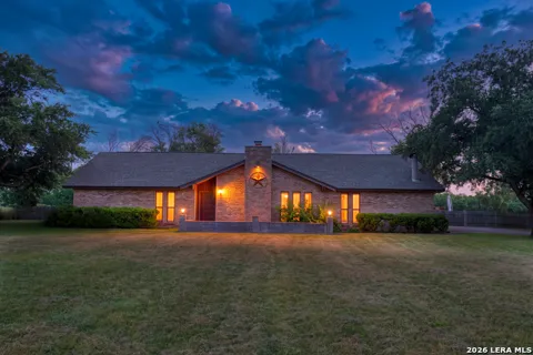 1016 COUNTY ROAD 373