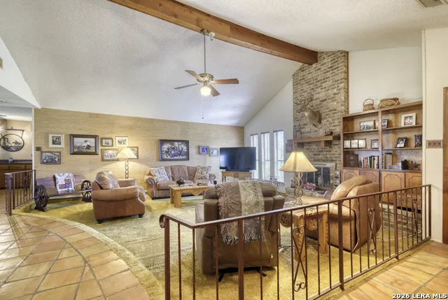1016 COUNTY ROAD 373 Uvalde, TX 78801