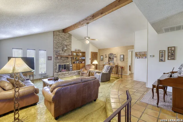 1016 COUNTY ROAD 373 Uvalde, TX 78801