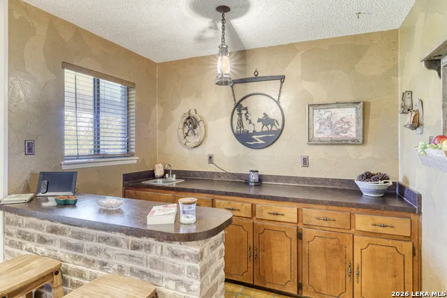 1016 COUNTY ROAD 373 Uvalde, TX 78801