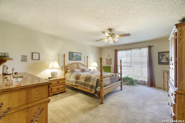 1016 COUNTY ROAD 373 Uvalde, TX 78801