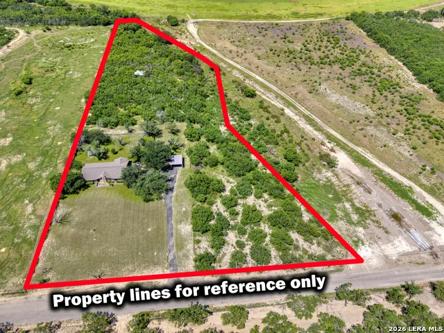 1016 COUNTY ROAD 373 Uvalde, TX 78801