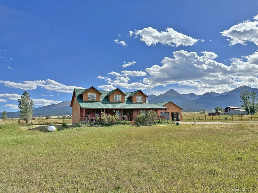 28 County Road 136 Westcliffe, CO 81252