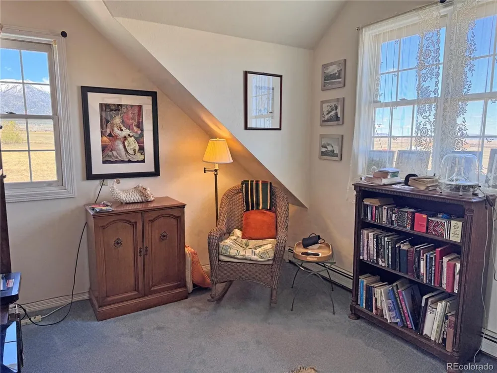 28 County Road 136 Westcliffe, CO 81252