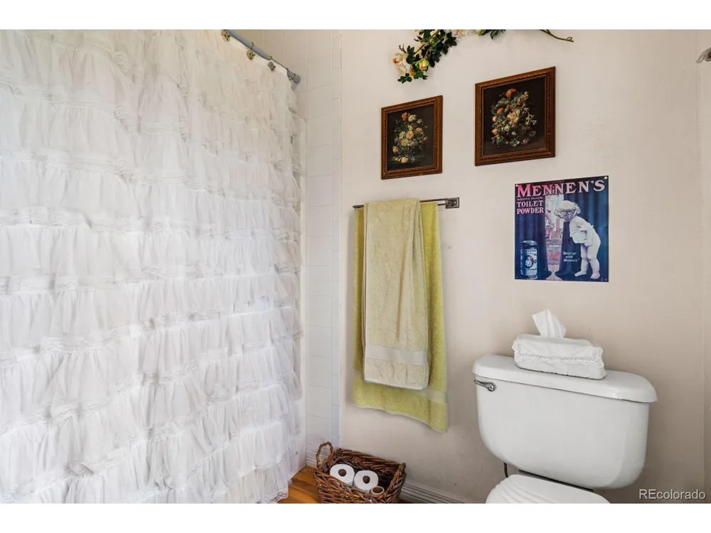 28 County Road 136 Westcliffe, CO 81252