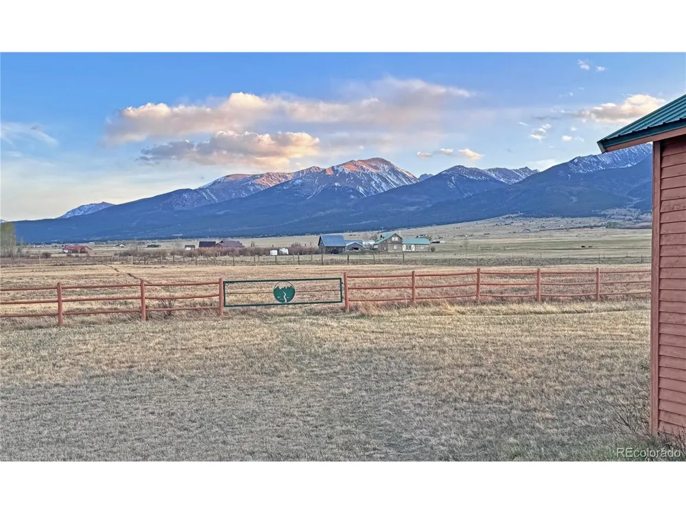 28 County Road 136 Westcliffe, CO 81252