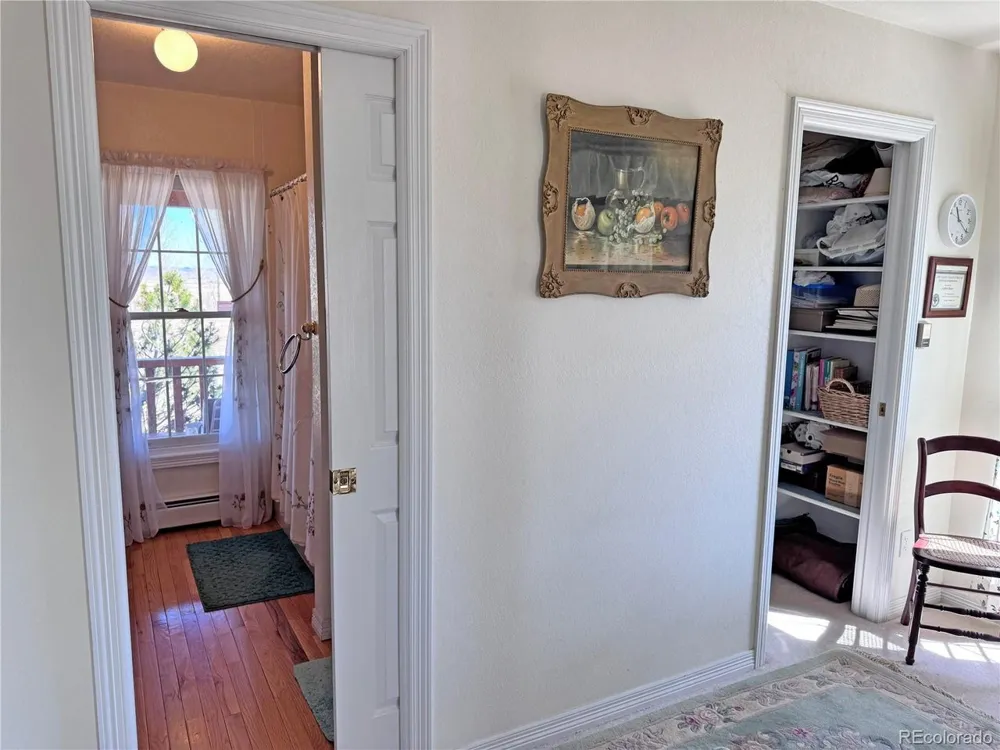 28 County Road 136 Westcliffe, CO 81252