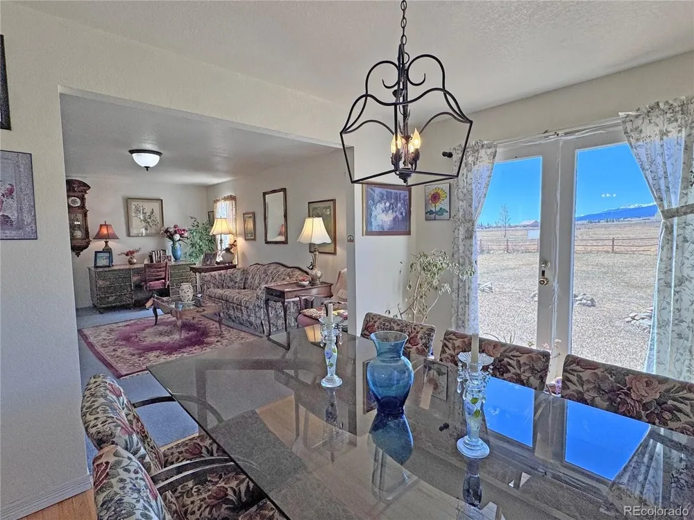 28 County Road 136 Westcliffe, CO 81252