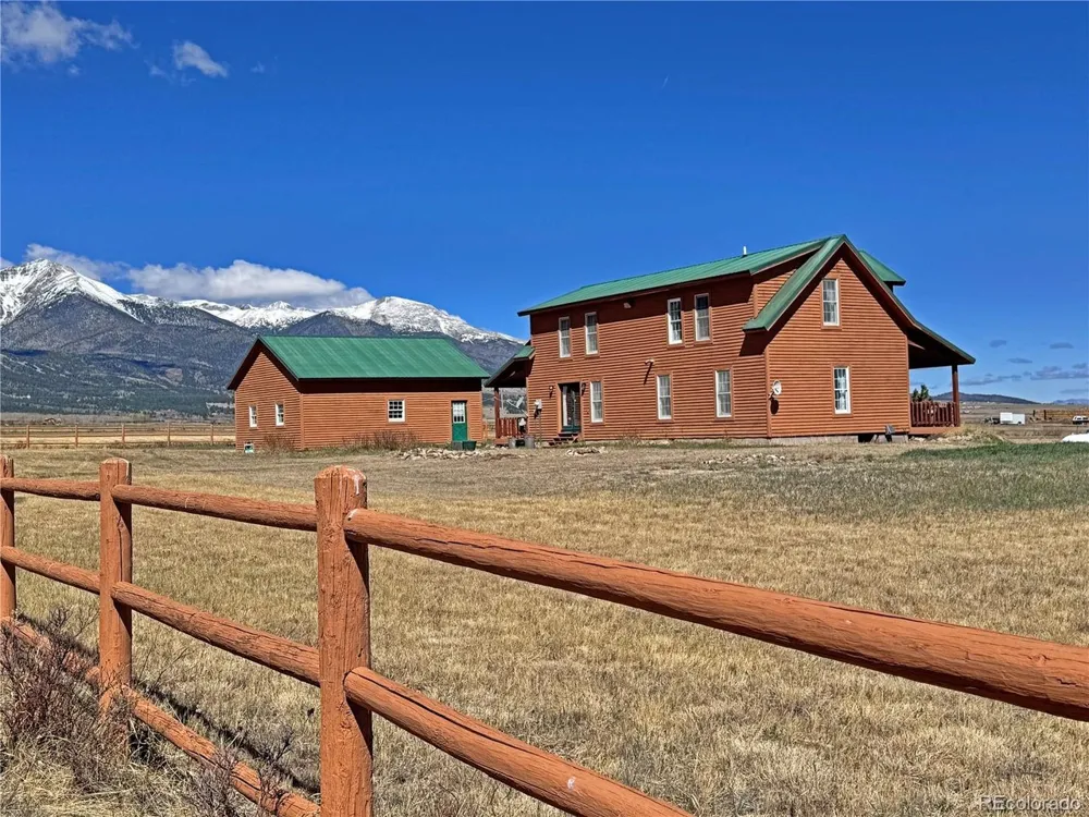 28 County Road 136 Westcliffe, CO 81252