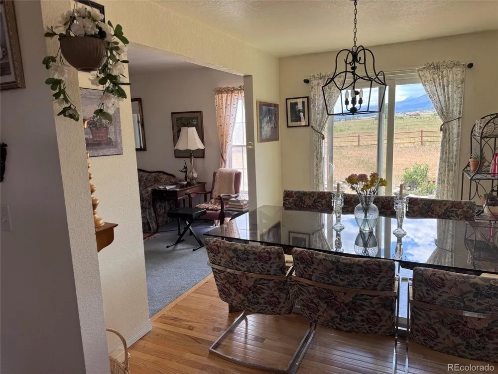 28 County Road 136 Westcliffe, CO 81252