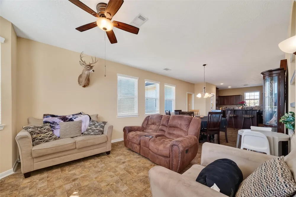 3418 Barbers Hill Road Highlands, TX 77562