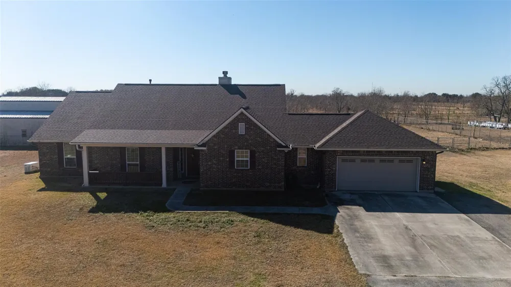 3418 Barbers Hill Road Highlands, TX 77562