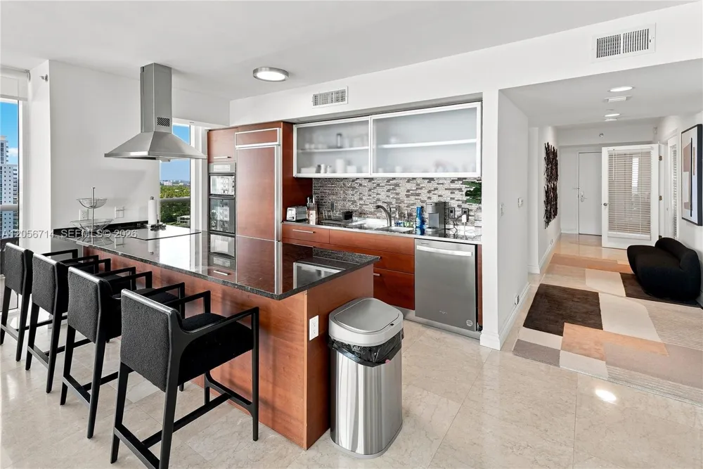 1850 S Ocean Dr #2204 Hallandale Beach, FL 33009