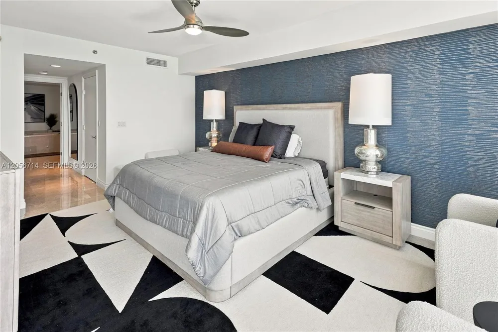 1850 S Ocean Dr #2204 Hallandale Beach, FL 33009