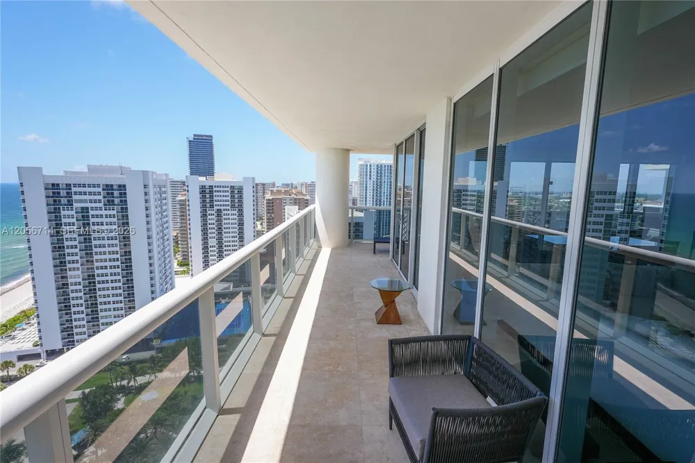 1850 S Ocean Dr #2204 Hallandale Beach, FL 33009