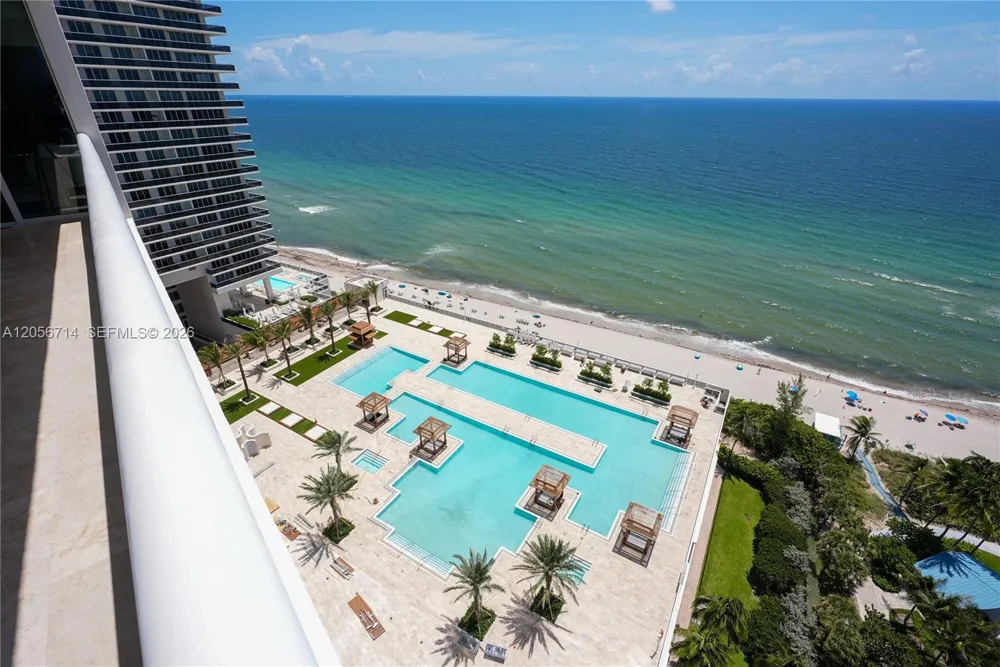 1850 S Ocean Dr #2204 Hallandale Beach, FL 33009