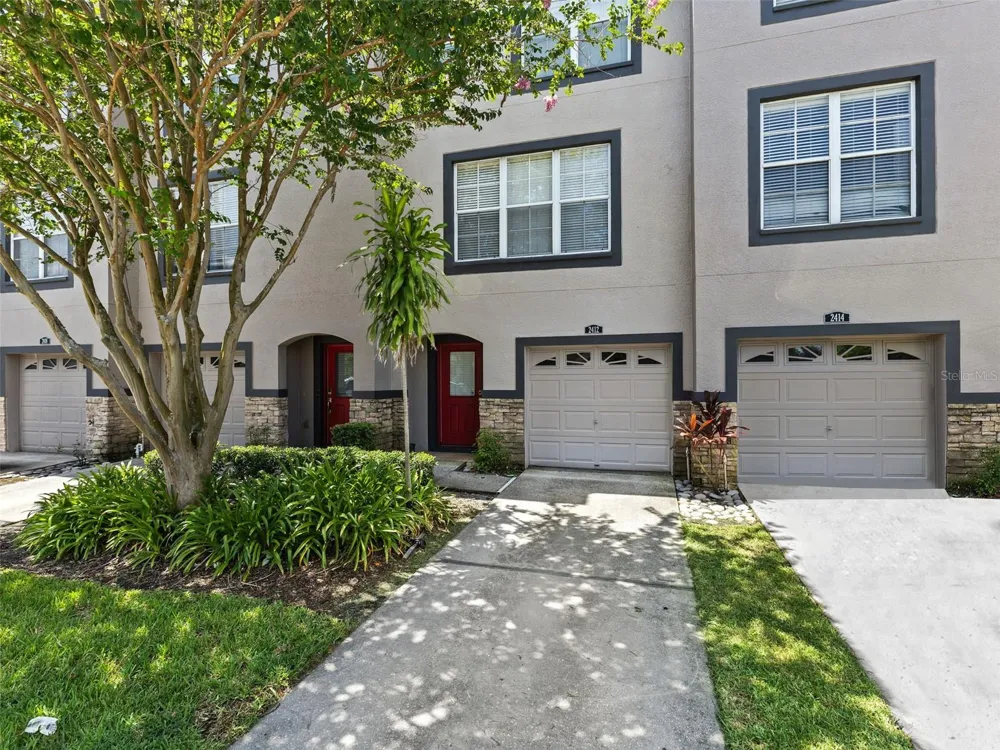 2412 MIDDLETON GROVE DRIVE Brandon, FL 33511
